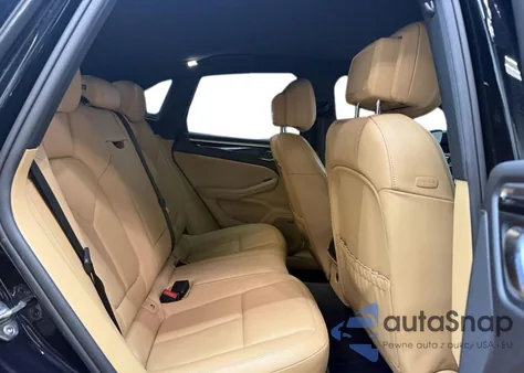 2017 Porsche Macan z USA, uszkodzony, nr VIN WP1AA2A53HLB03XXX